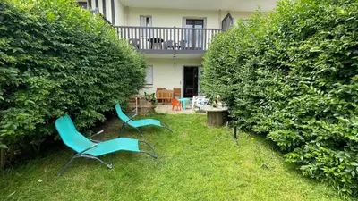Jardin de l'établissement 2 pièces avec jardin Fleur Marine bord de mer Cabourg