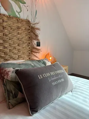 Un ou plusieurs lits dans un hébergement de l'établissement Le Clos des Pommiers, chambres d'hôtes & Spa