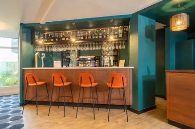 Salon ou bar de l'établissement Le Carline, Sure Hotel Collection by Best Western