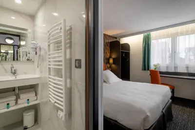 Salle de bains dans l'établissement Zenith Hotel Caen