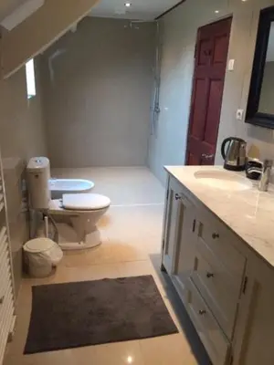 Salle de bains dans l'établissement Chez Thomas 7 Route du Monde Ancien