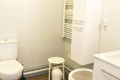 Salle de bains dans l'établissement Port-Guillaume, résidence de vacances avec mer & piscine