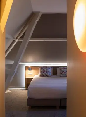 Un ou plusieurs lits dans un hébergement de l'établissement Campanile PRIME - Caen Centre Gare