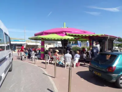 Clients de l'établissement Chambres et Tables d'hôtes à l'Auberge Touristique