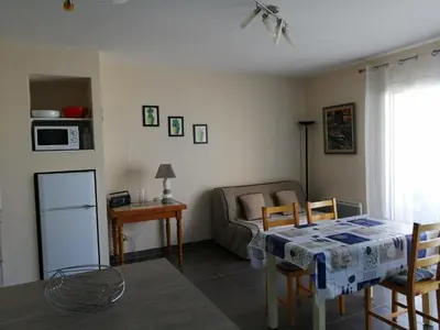 Cuisine ou kitchenette dans l'établissement villa marine 2
