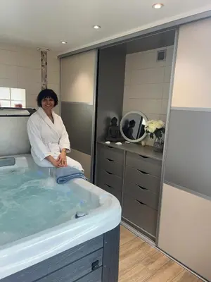 Plan de l'établissement Appartement moderne à La Ferrière-aux-Étangs de 55 m² avec jacuzzi