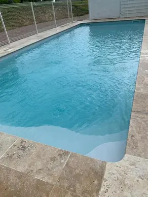 Piscine de l'établissement gîte du moulin du pré ou située à proximité