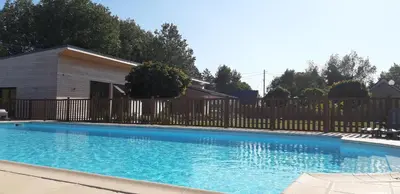 Piscine de l'établissement Le Village du Phare ou située à proximité