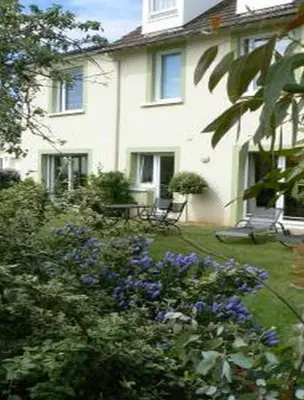 Jardin de l'établissement Chambres d'Hotes la Raspeliere