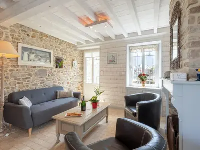 Coin salon dans l'établissement Holiday Home Zoé by Interhome