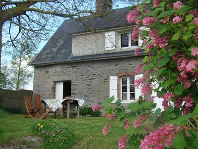 Jardin de l'établissement Entre Mont St Michel et Merveille