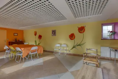 Plan de l'établissement Maison spacieuse avec jardin près de Le Bouffay