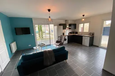 Cuisine ou kitchenette dans l'établissement Maison avec jardin - 200m de la mer dans la vieille ville