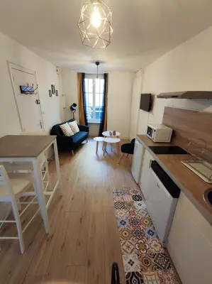 Plan de l'établissement Charmant duplex 2 pièces hypercentre de Granville