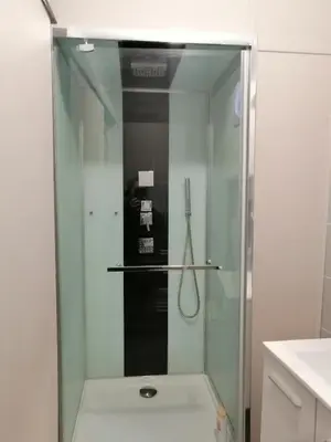 Salle de bains dans l'établissement Les orchidées