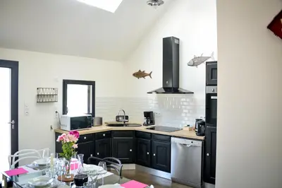 Cuisine ou kitchenette dans l'établissement détente et confort - gite baie bocage