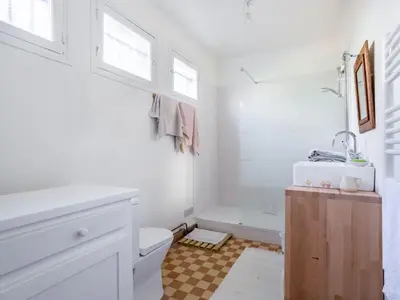 Salle de bains dans l'établissement Holiday Home Sunny Lodge by Interhome
