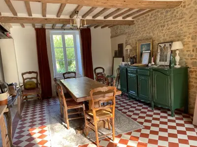 Cuisine ou kitchenette dans l'établissement Les Prairies de Cottun - Meadows