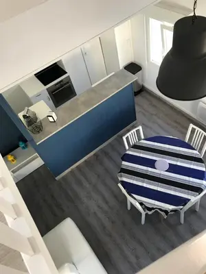 Cuisine ou kitchenette dans l'établissement Villa Proche Mer St Martin de BREHAL