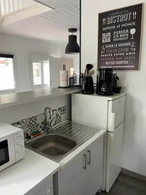 Cuisine ou kitchenette dans l'établissement Villa Proche Mer St Martin de BREHAL