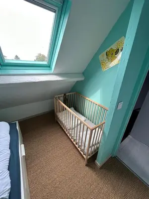 Un ou plusieurs lits dans un hébergement de l'établissement FORREST GUEST HOUSE ; LA MAISON DE FORREST