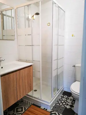 Salle de bains dans l'établissement Studio La P'tite Escale