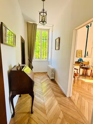 Coin salon dans l'établissement Château du Mesnil Soleil , domaine de charme et chambres d'hôtes