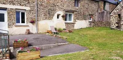 Jardin de l'établissement Gîte Timéo Mont Saint-Michel