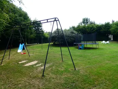 Aire de jeux pour enfants de l'établissement Gîte de la Cour