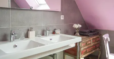 Salle de bains dans l'établissement Villa Mons