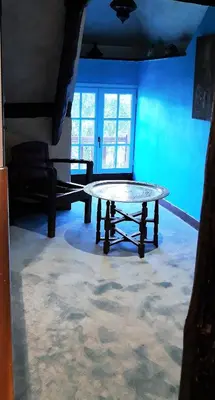 Tennis de table au sein de l'établissement LE CHALET SUISSE - Chambre papillons ou à proximité