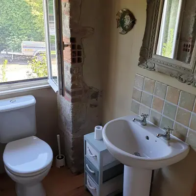 Salle de bains dans l'établissement Gîte de la Founauderie