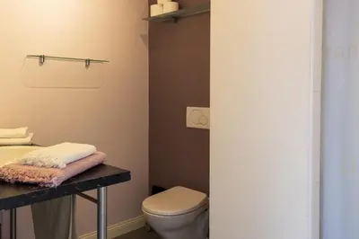 Salle de bains dans l'établissement L'Abri du Bon Vent