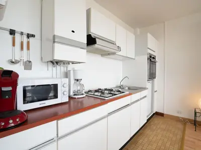 Cuisine ou kitchenette dans l'établissement Studio Le Golf-1 by Interhome