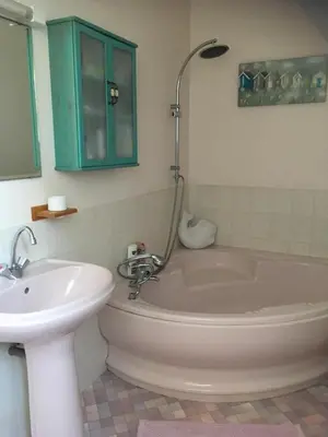 Salle de bains dans l'établissement La Chaumière