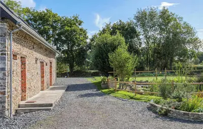 Jardin de l'établissement 2 Bedroom Cozy Home In La Meauffe