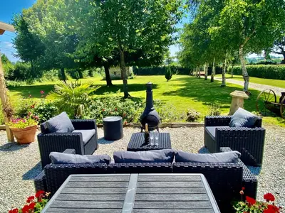 Jardin de l'établissement Greener Pastures - Normandy Self Catering Gites