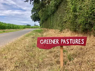 Plan de l'établissement Greener Pastures - Normandy Self Catering Gites