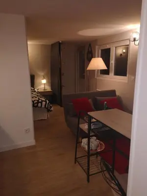 Coin salon dans l'établissement Charmante Maison studio proche mer et commerces