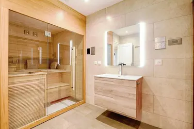 Salle de bains dans l'établissement Suite & Spa Maison de charmes avec Sauna & Hammam