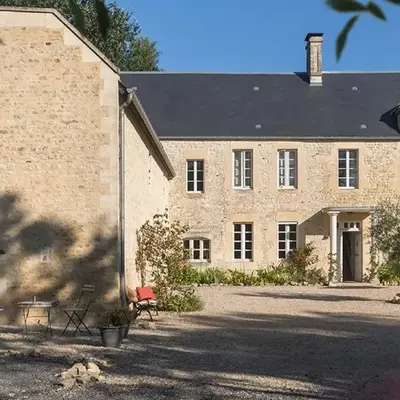 La Cour Souveraine - Gîte Omaha