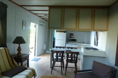 Cuisine ou kitchenette dans l'établissement 3 Gites - Relais Du Saussay Pertheville Ners