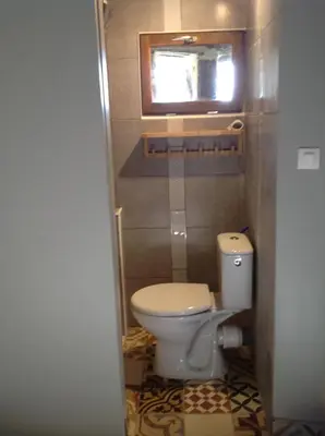 Salle de bains dans l'établissement La Cahute, gîte étape