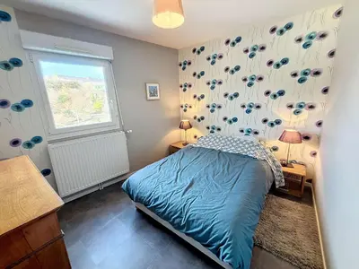 Un ou plusieurs lits dans un hébergement de l'établissement Appartement moderne centre-ville, 600m plage, résidence sécurisée, parking - FR-1-361-368