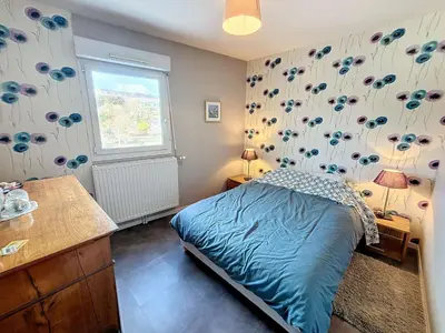 Un ou plusieurs lits dans un hébergement de l'établissement Appartement moderne centre-ville, 600m plage, résidence sécurisée, parking - FR-1-361-368