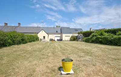 Jardin de l'établissement La Maison D'ici Et D'ailleurs