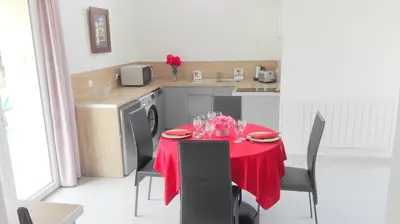 Cuisine ou kitchenette dans l'établissement Gîte du Moulin