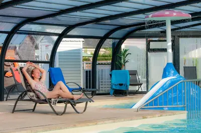 Piscine de l'établissement Camping Les Pommiers du Mont Saint Michel ou située à proximité