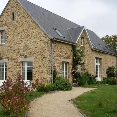 Maison Leonard
