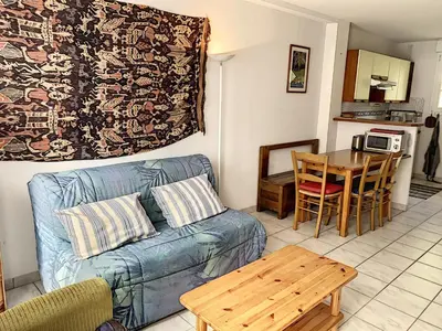 Cuisine ou kitchenette dans l'établissement Duplex avec terrasse près de la plage et commerces - Saint-Pair-sur-Mer - FR-1-361-374